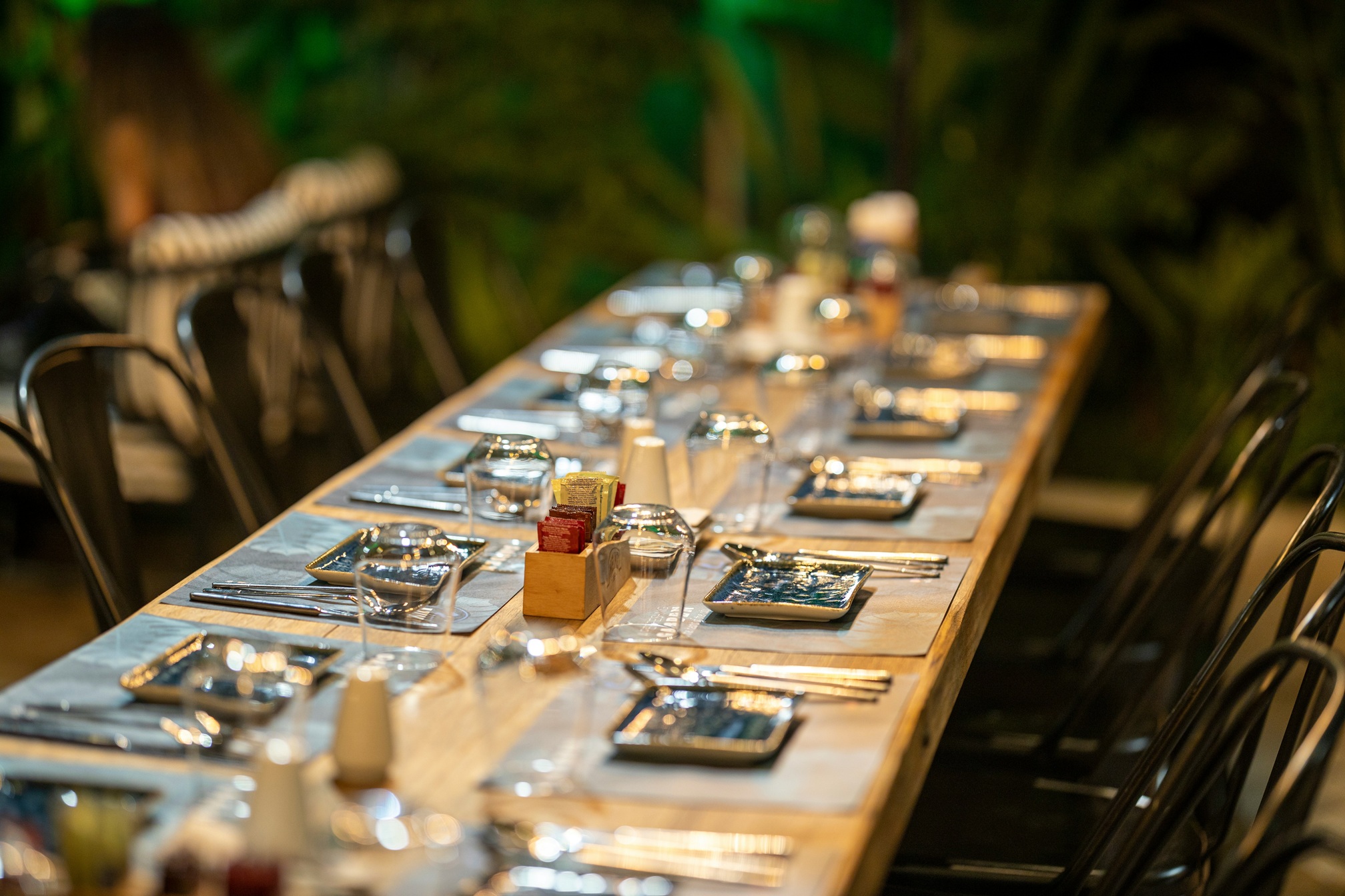 Elegant gala dinner setting, luxury corporate event atmosphere