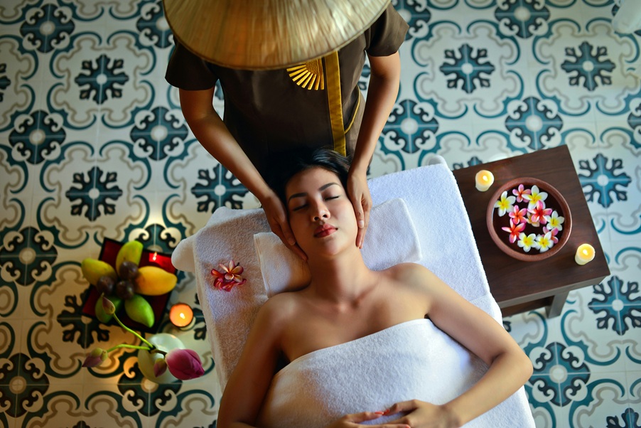 Wellness concierge — spa suites, targeted treatments, and private hammam experiences