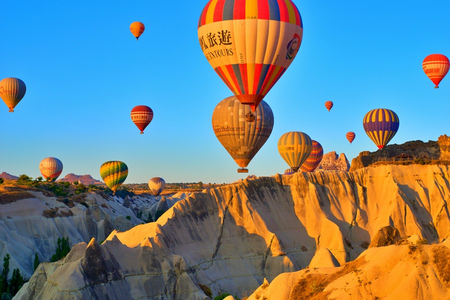 Cappadocia — sunrise balloon landscapes and cave-suite luxury, designed with private guiding and cinematic pacing